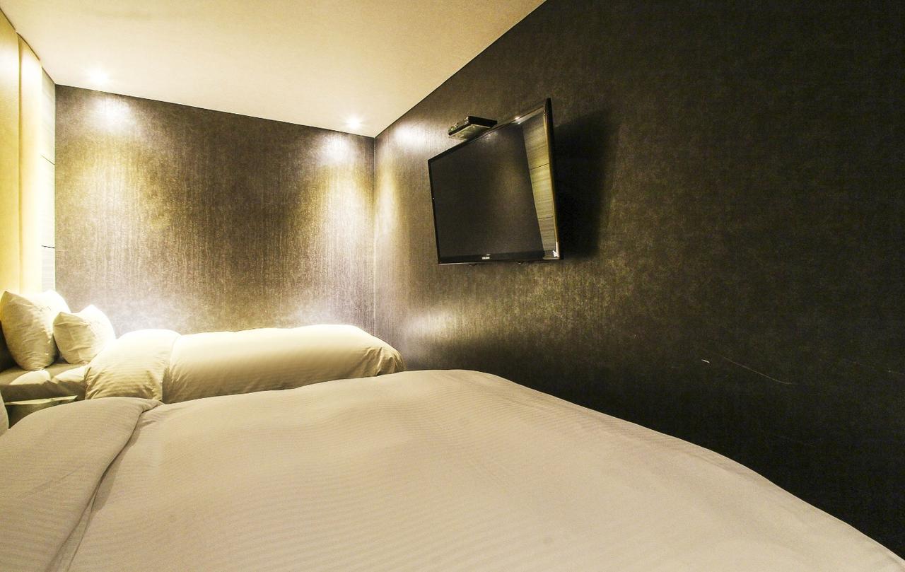 Haeundae Yeoubi Hotel Пусан Екстериор снимка