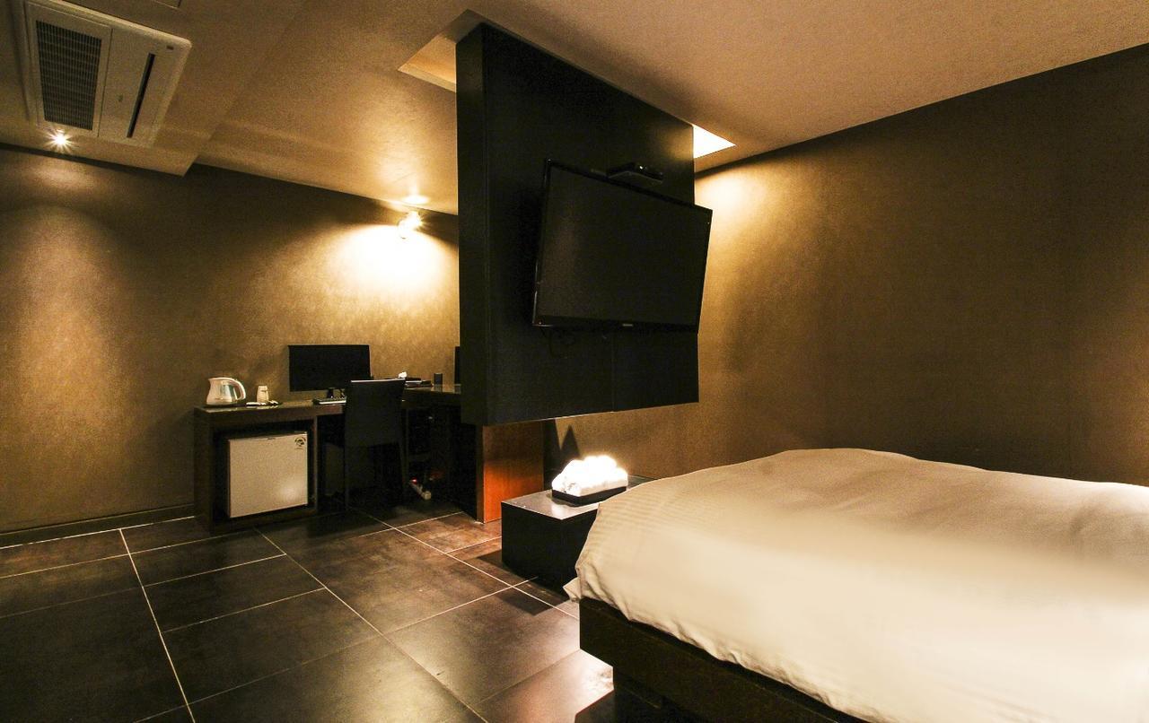 Haeundae Yeoubi Hotel Пусан Екстериор снимка