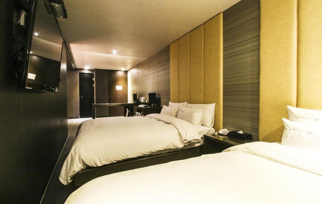 Haeundae Yeoubi Hotel Пусан Екстериор снимка