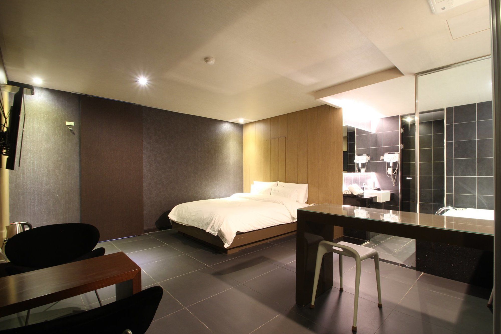 Haeundae Yeoubi Hotel Пусан Екстериор снимка